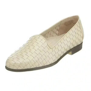 Trotters | Liz Woven Leather Flats in Bone